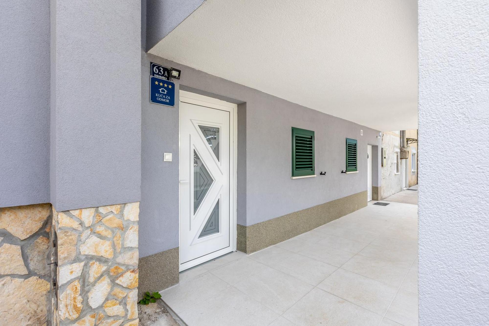Holiday House Mala Sinj Exterior foto